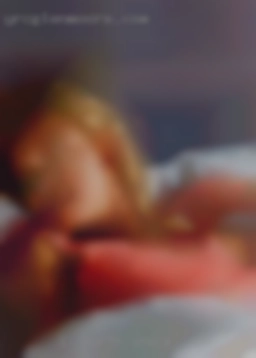 I  want to meet North shore for sex women and couples.