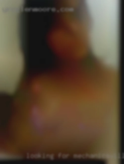 Looking for someone to cuddle Mechanicsville, VA for sex with.